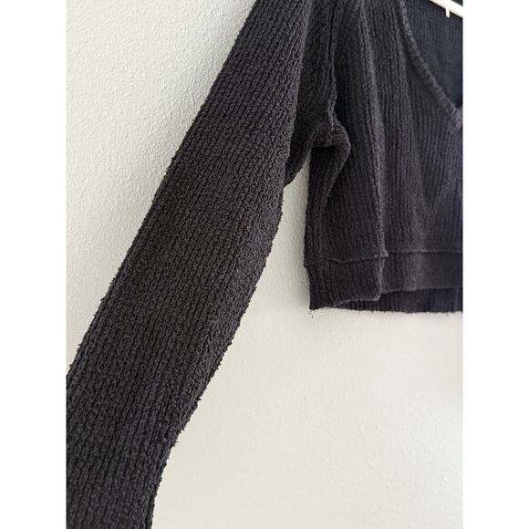 Free People Black Cropped V-neck sweater - Picture 4 of 5
